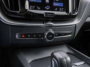 Volvo  T6 Inscription Expression Recharge Plug-In Hybrid