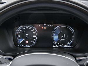 Volvo  T6 Inscription Expression Recharge Plug-In Hybrid