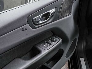 Volvo  T6 Inscription Expression Recharge Plug-In Hybrid