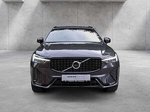 Volvo  B4 D Plus Dark 2WD