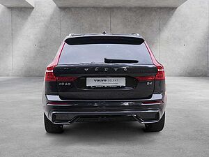 Volvo  B4 D Plus Dark 2WD