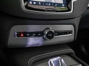 Volvo  T8 Plus Bright Recharge Plug-In Hybrid AWD