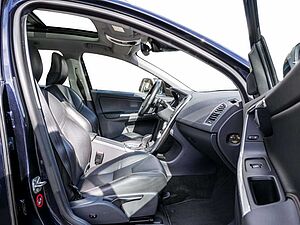 Volvo  D5 AWD Geartronic Summum SHZ FACEL. PANO