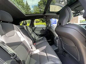 Volvo  T6 R Design Recharge Plug-In Hybrid AWD