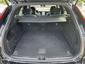 Volvo  T6 R Design Recharge Plug-In Hybrid AWD