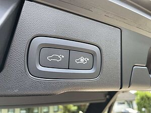 Volvo  T6 R Design Recharge Plug-In Hybrid AWD