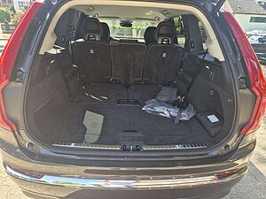 Volvo  T8 Core Recharge Plug-In Hybrid AWD ACC
