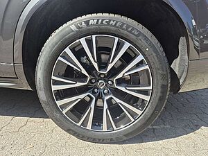 Volvo  T8 Core Recharge Plug-In Hybrid AWD ACC