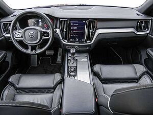 Volvo  T4 Geartronic R-Design HUD LED PANO 360°