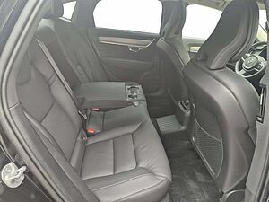Volvo  T8 Ultimate Dark Recharge Plug-In Hybrid AWD