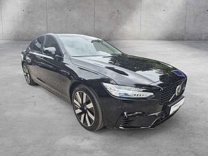 Volvo  T8 Ultimate Dark Recharge Plug-In Hybrid AWD