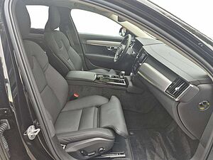 Volvo  T8 Ultimate Dark Recharge Plug-In Hybrid AWD
