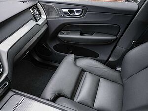 Volvo  T6 AWD Recharge Plug-In Hybrid R-Design