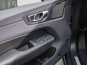 Volvo  T6 AWD Recharge Plug-In Hybrid R-Design