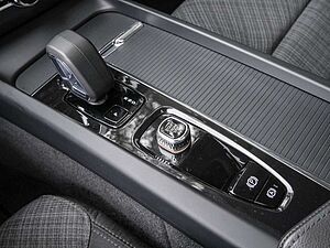 Volvo  T6 Inscription Expression Recharge Plug-In Hybrid AWD
