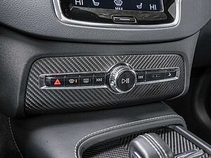 Volvo  T8 AWD Recharge Plug-In Hybrid R-Design