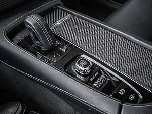 Volvo  T8 AWD Recharge Plug-In Hybrid R-Design