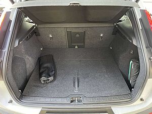 Volvo  B4 Geartronic Momentum Pro SHZ W-LAN LED