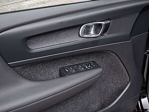 Volvo  TWIN Core Recharge Pure Electric AWD
