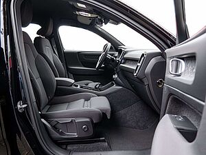 Volvo  TWIN Core Recharge Pure Electric AWD