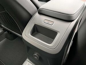 Volvo  T8 AWD Recharge Ultimate Dark Plug-In Hybrid
