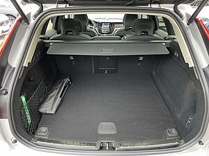 Volvo  T8 AWD Recharge Ultimate Dark Plug-In Hybrid