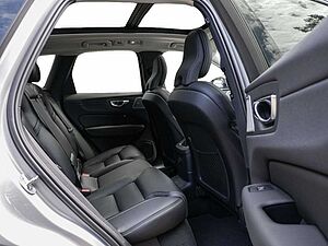 Volvo  T8 AWD Recharge Ultimate Dark Plug-In Hybrid