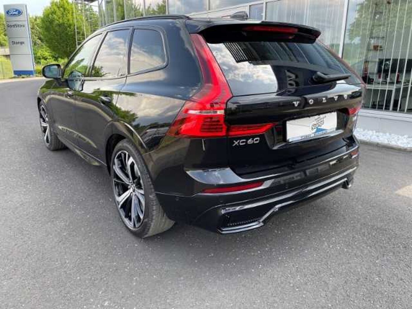 Volvo  Plus Dark AWD B4 Diesel EU6d 360Kamera, Panoramadach