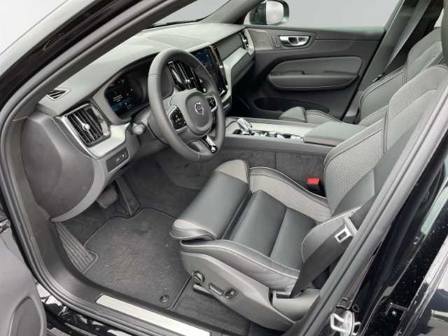 Volvo  Plus Black Edition Recharge Plug-In Hybrid AWD T6 Harman Kardon 360 Grad Kamera