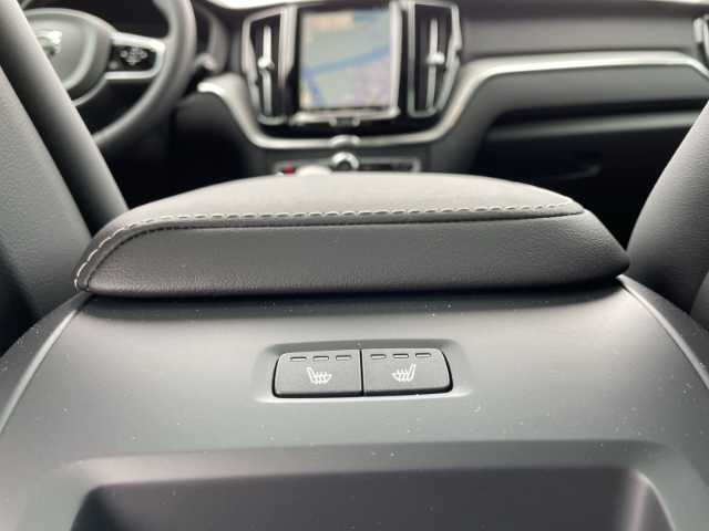 Volvo  Plus Black Edition Recharge Plug-In Hybrid AWD T6 Harman Kardon 360 Grad Kamera