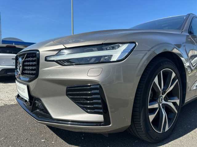 Volvo  R Design Plug-In Hybrid AWD T6 Pano-Schiebedach el. AHK Harman & Kardon