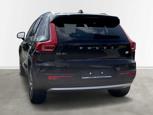 Volvo  Core Recharge Plug-In Hybrid T4 AHK schwenkb.