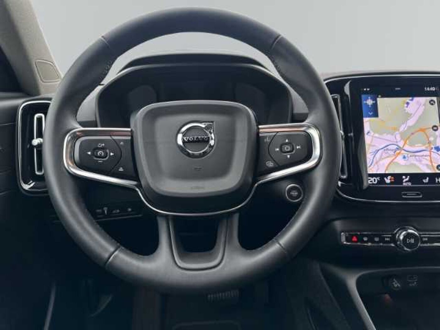 Volvo  Plus Dark Plug-In Memory Sitze Harman Kardon