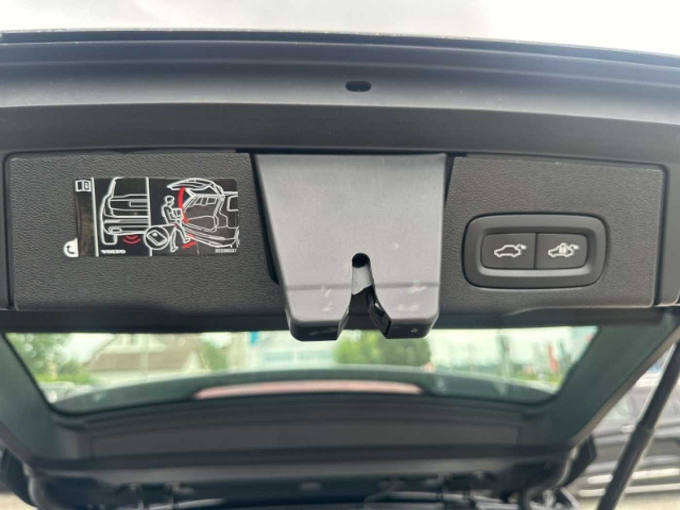 Volvo  Inscription AWD B4 Harman & Kardon Schiebedach. Rü