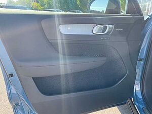 Volvo  Plus Dark Recharge Plug-In Hybrid 2WD T4 Panoramadach