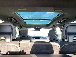 Volvo  T8 Ultimate Dark Recharge AWD,360°Kamera,7-Sitzer, AHK