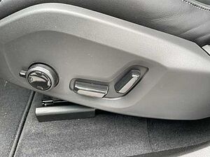 Volvo  Plus Black Edition Recharge Plug-In Hybrid AWD T6 Harman Kardon 360 Grad Kamera