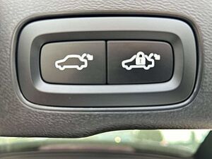 Volvo  Inscription Recharge AWD T6 AHK schwenkb. Schiebed