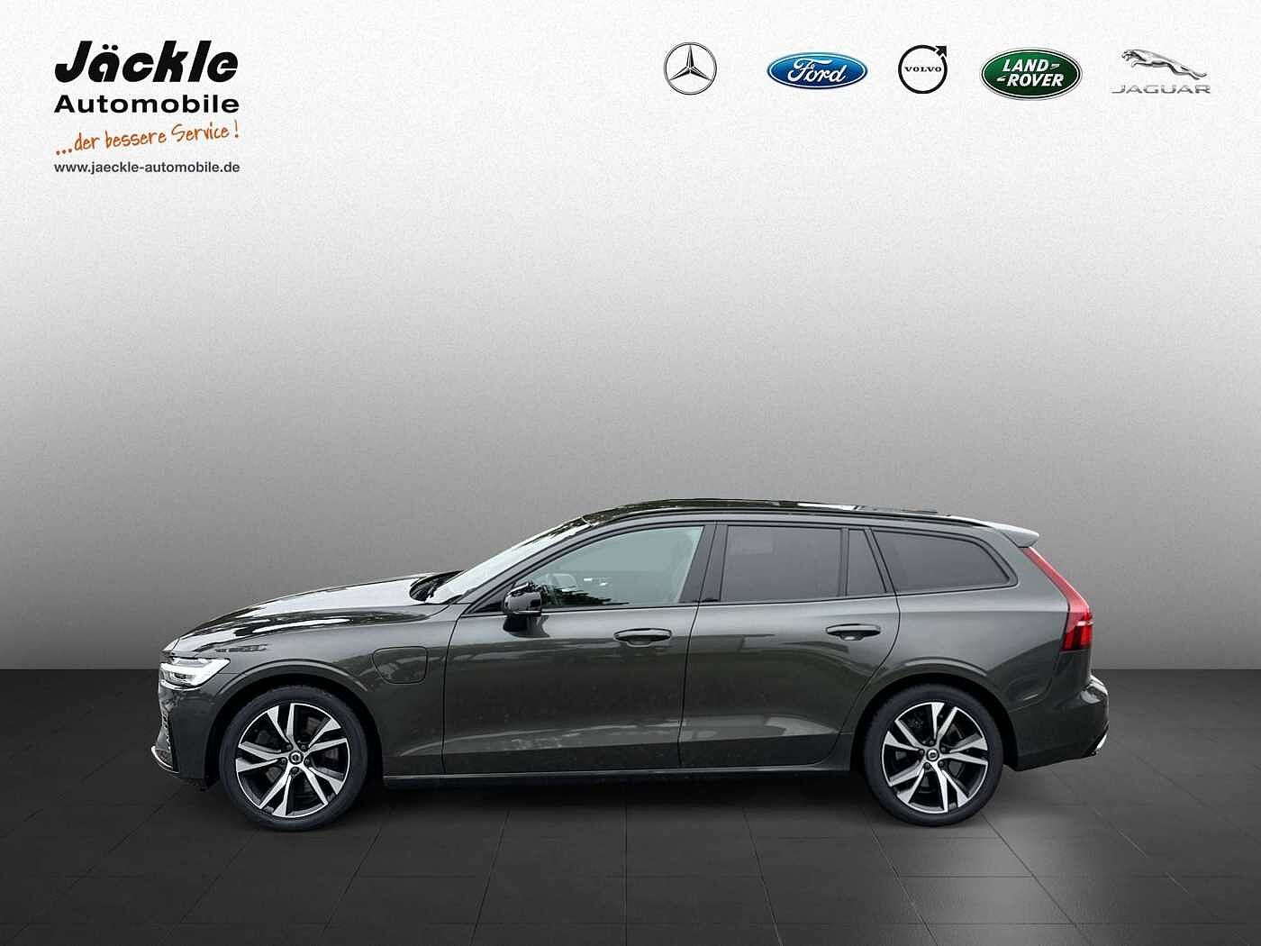 Volvo  R-Design Recharge Plug-In Hybrid AWD