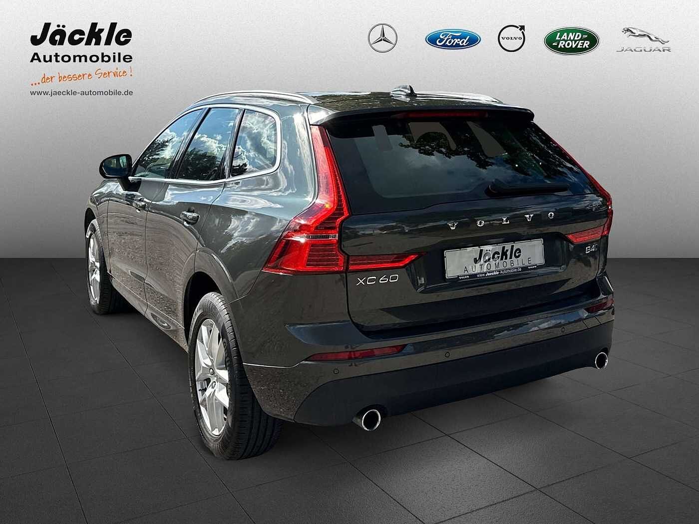 Volvo  Momentum Pro AWD