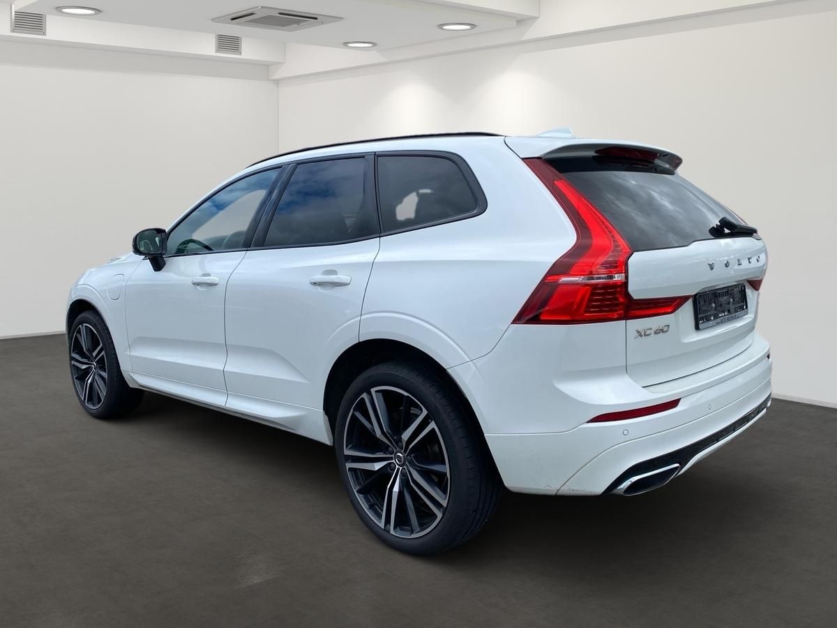 Volvo  T6 R Design Plug-In AWD AHK Harman