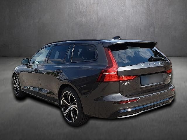 Volvo  Plus Dark*HARMAN/KARDON*STANDHEIZUNG*R-CAM*