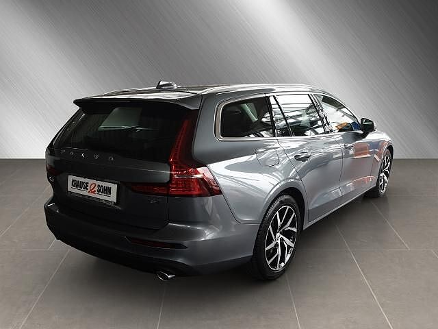 Volvo  Momentum Pro PHEV