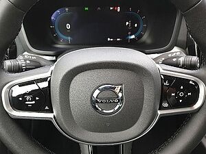 Volvo  Plus Dark*HARMAN/KARDON*STANDHEIZUNG*R-CAM*