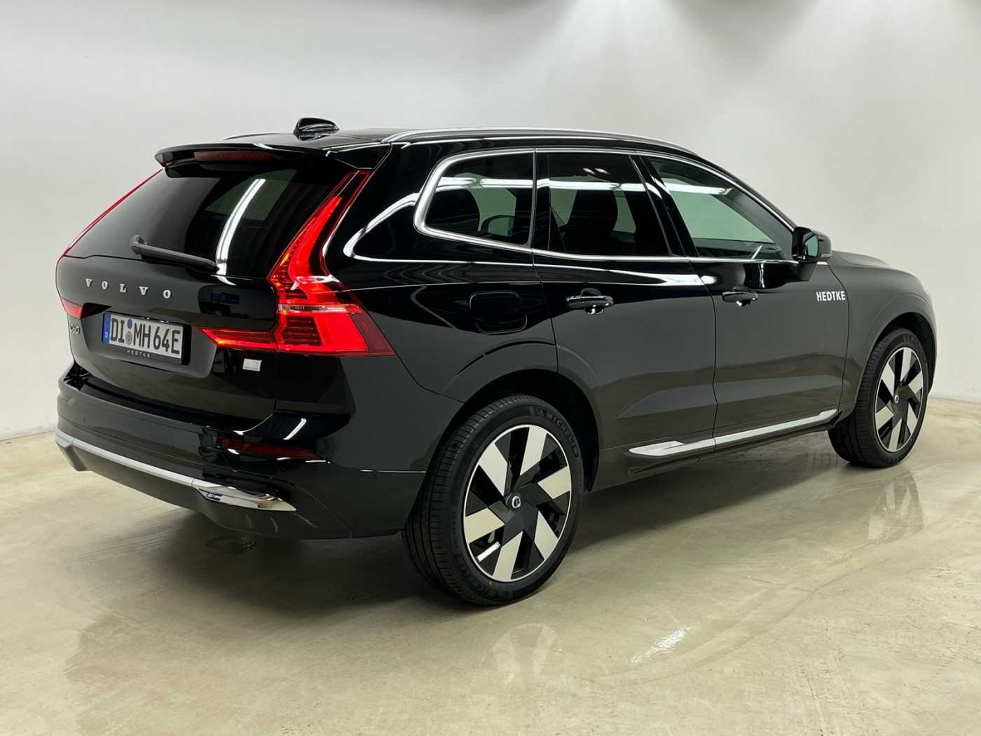 Volvo  XC60 Recharge Plus, T8 AWD Plug-in Hybrid, Elektrisch/Benzin, Bright