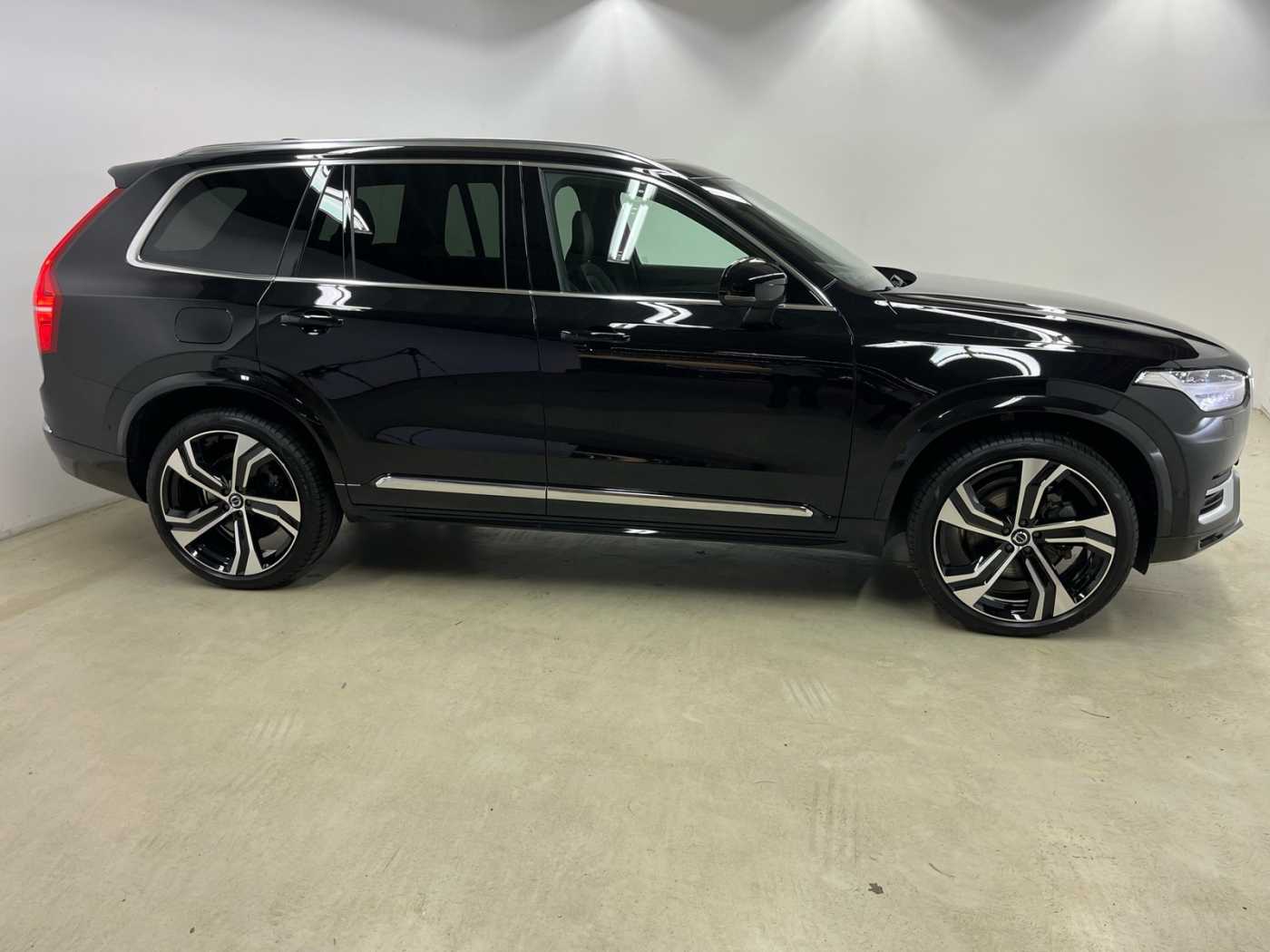 Volvo  XC90 Plus, B5 AWD Mild-Hybrid, Diesel, Bright, 7 Sitze