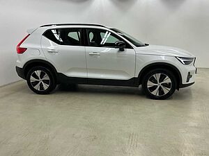 Volvo  XC40 Recharge Plus, T5 Plug-in Hybrid, Elektrisch/Benzin, Dark