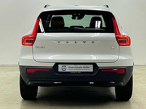 Volvo  XC40 Recharge Plus, T5 Plug-in Hybrid, Elektrisch/Benzin, Dark