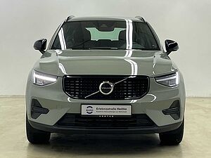 Volvo  XC40 Recharge Plus, T5 Plug-in Hybrid, Elektrisch/Benzin, Dark