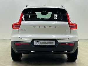 Volvo  XC40 Recharge Plus, T5 Plug-in Hybrid, Elektrisch/Benzin, Dark